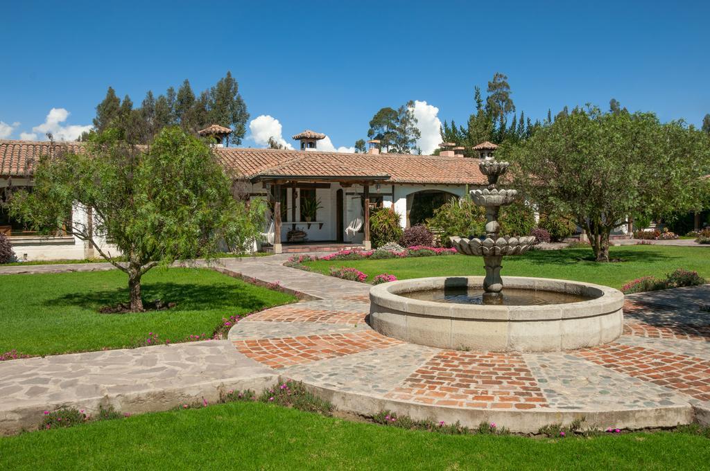 Hotel Hacienda Abraspungo Riobamba Exterior photo