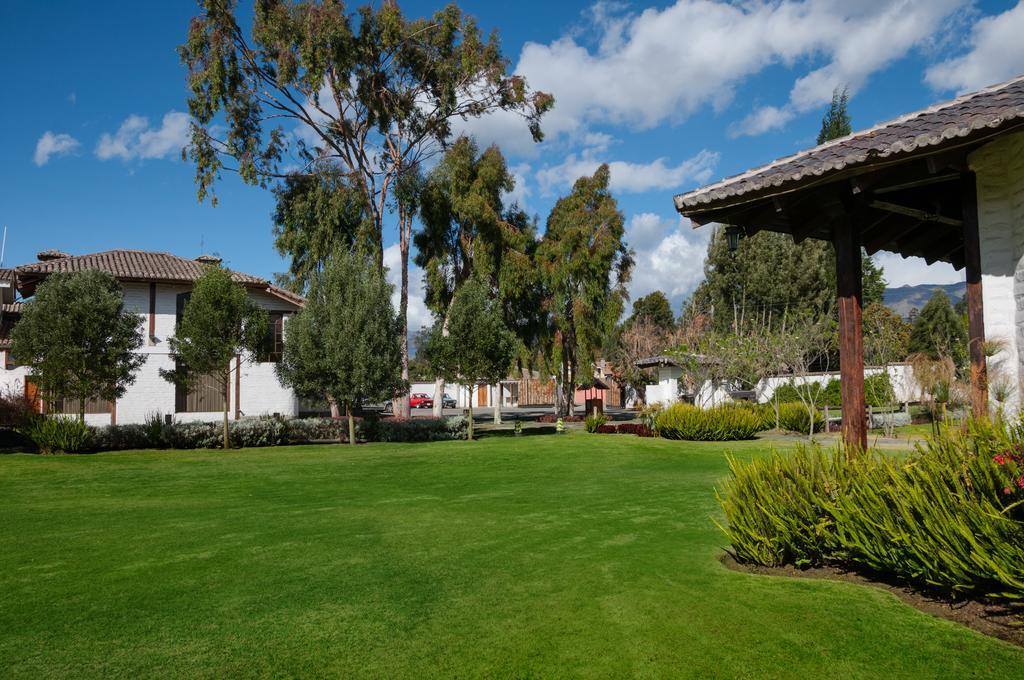 Hotel Hacienda Abraspungo Riobamba Exterior photo