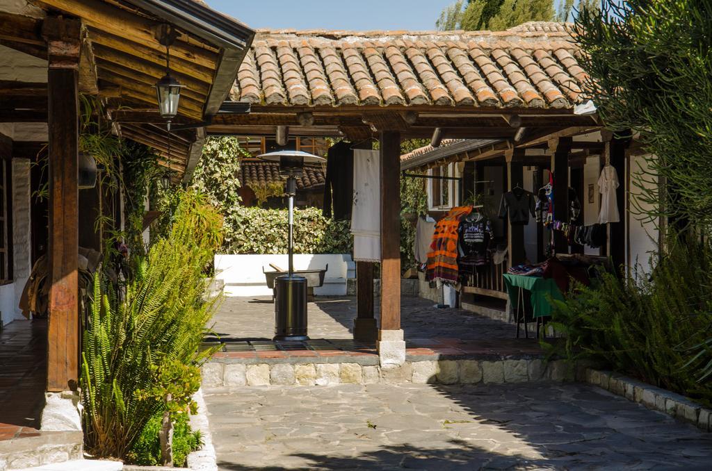 Hotel Hacienda Abraspungo Riobamba Exterior photo